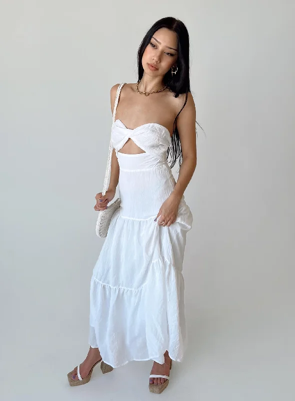 Allie Maxi Dress White Fashionable Halter Neck Maxi Dress