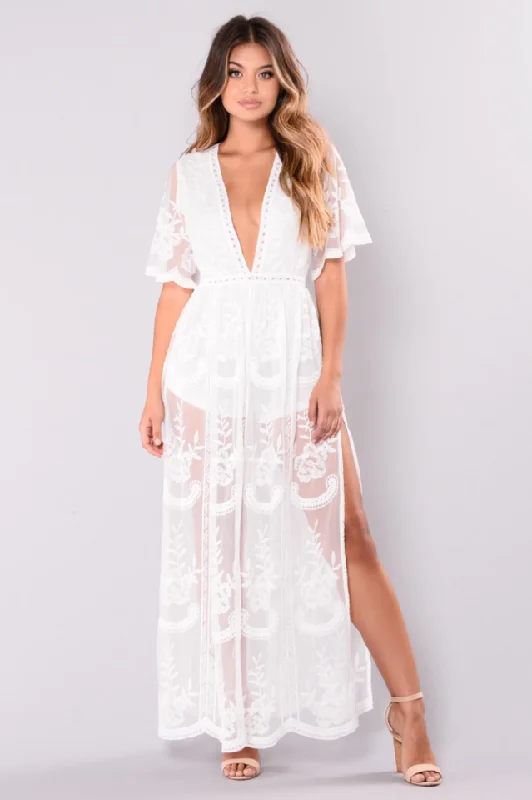 Boho Lace Maxi Dress Elegant Maxi Dress with Ruffles