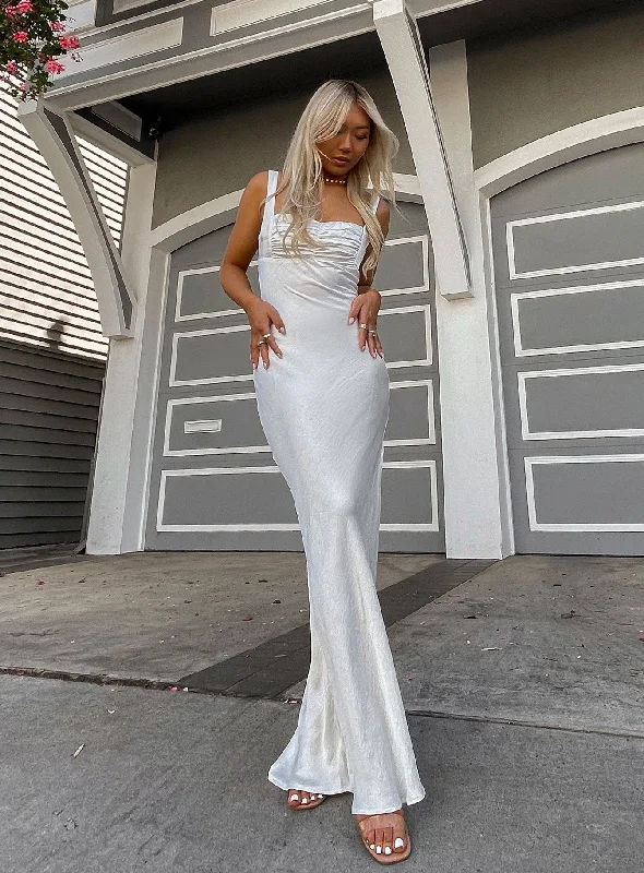Emma Jane Maxi Dress White Elegant Sleeveless Maxi Dress