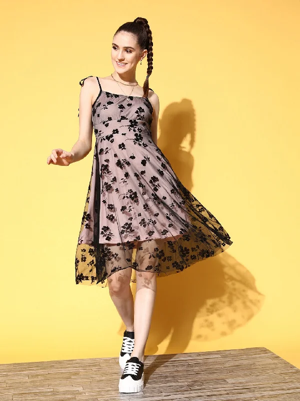 Berrylush Women Black & Pink Floral Printed Square Neck Net Tie-Up Strap Fit & Flare Mini Dress Elegant Lace Mini Dress Berrylush Women Black & Pink Floral Printed Square Neck Net Tie-Up Strap Fit & Flare Mini Dress Elegant Lace Mini Dress