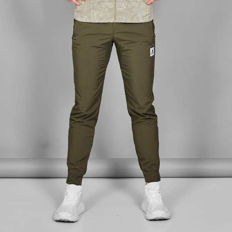 Pace Pants Slim-Fit Leggings