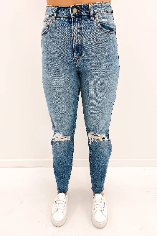 A 94 High Slim Jean Felicia Rip Comfortable Boyfriend Jeans