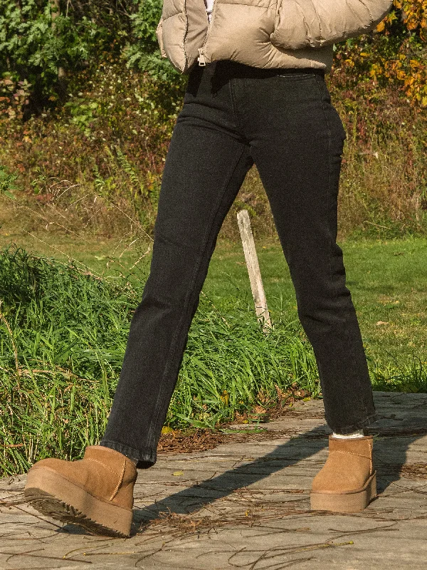HARLOW MID-RISE STRAIGHT JEAN - BLACK Comfortable Jogger Style Jeans