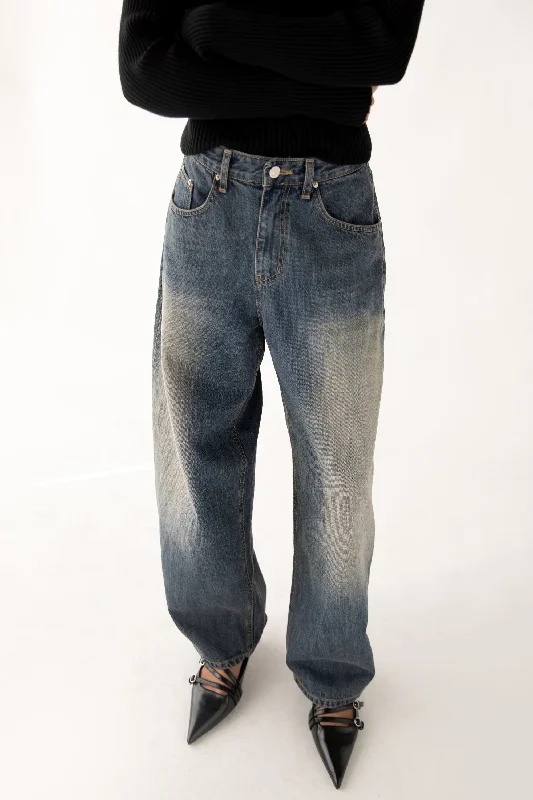 DARK WASH BARREL CURVED LEG JEAN Stylish Acid-Wash Jeans