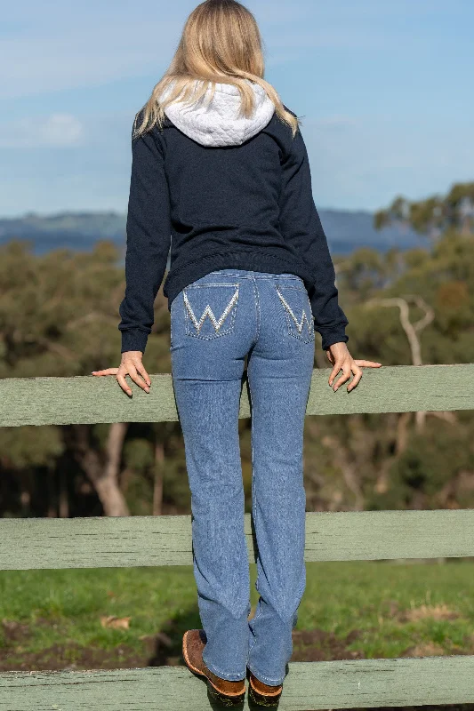XCP2250104 Wrangler Women's Austin Jean Fashionable Raw Edge Jeans