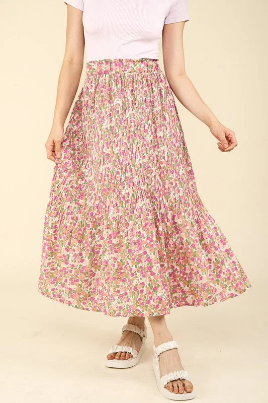 Floral Pleated Maxi Skirt (Plus) pleated skirt texture